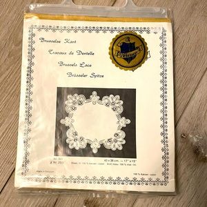 Vervaco Brusseler Spritze Lace Kit - 17” x 15” - Made in Belgium